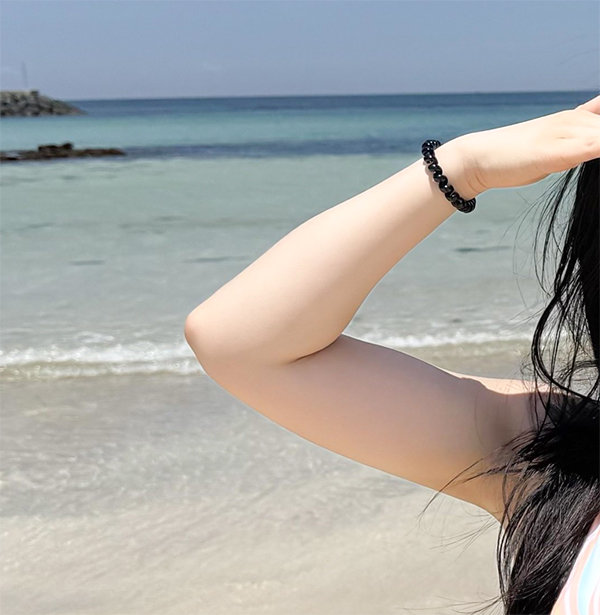 Yeou1471t slim arms after recovery at best liposuction clinic in Seoul Korea