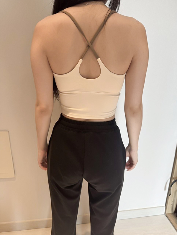 Kkulnyangnyang arm liposuction before photo in Korea – Lesarts Plastic Surgery Gangnam
