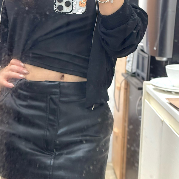 Tummy tuck and hip fat transfer before and after 5 months results by Dr. Kukhan Lee at Lesarts Plastic Surgery